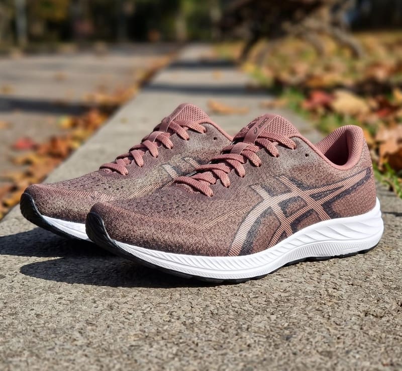 💢ASICS UGOKI fem